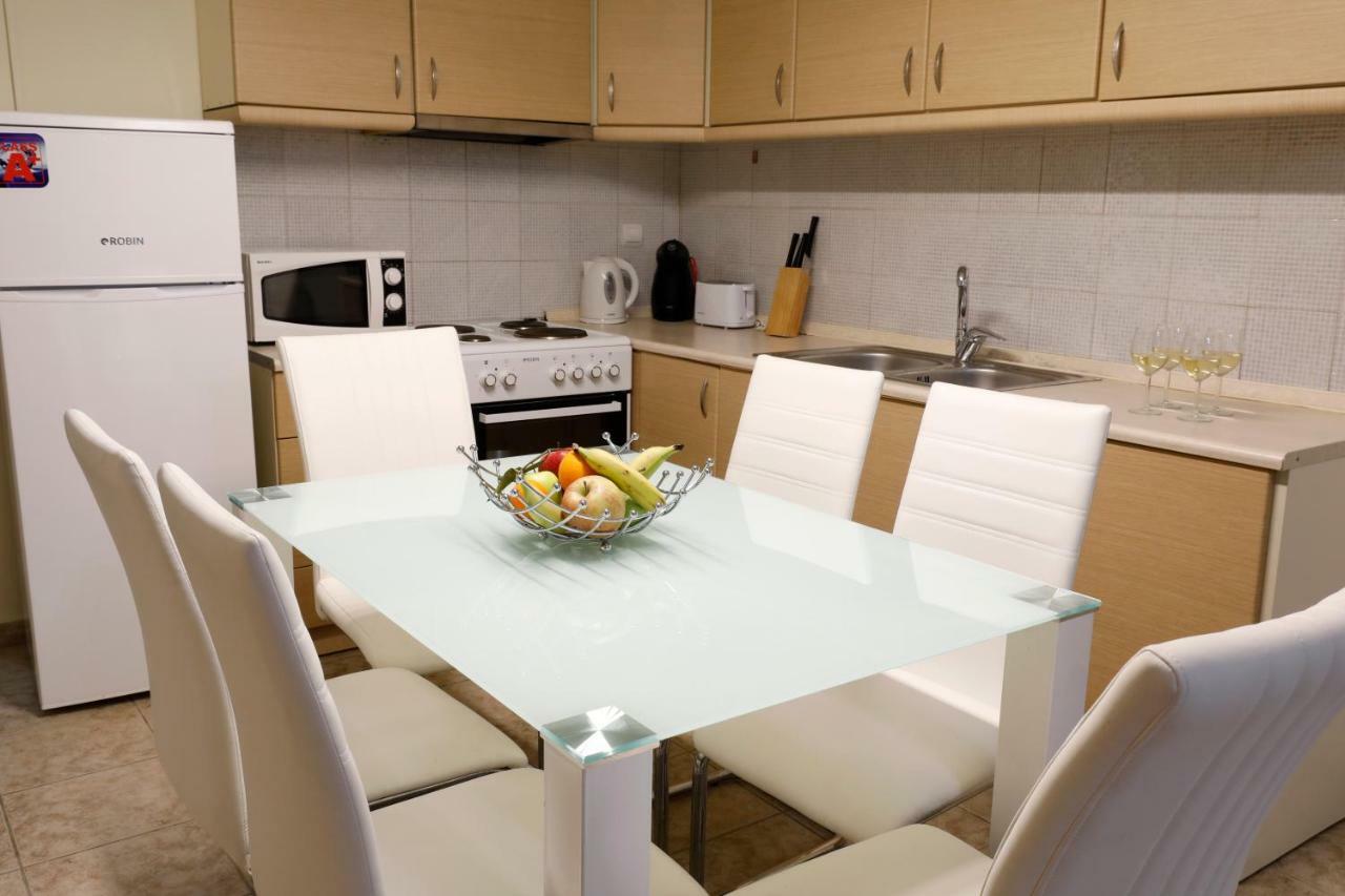 Sunrise Apartments เกราโมตี ภายนอก รูปภาพ