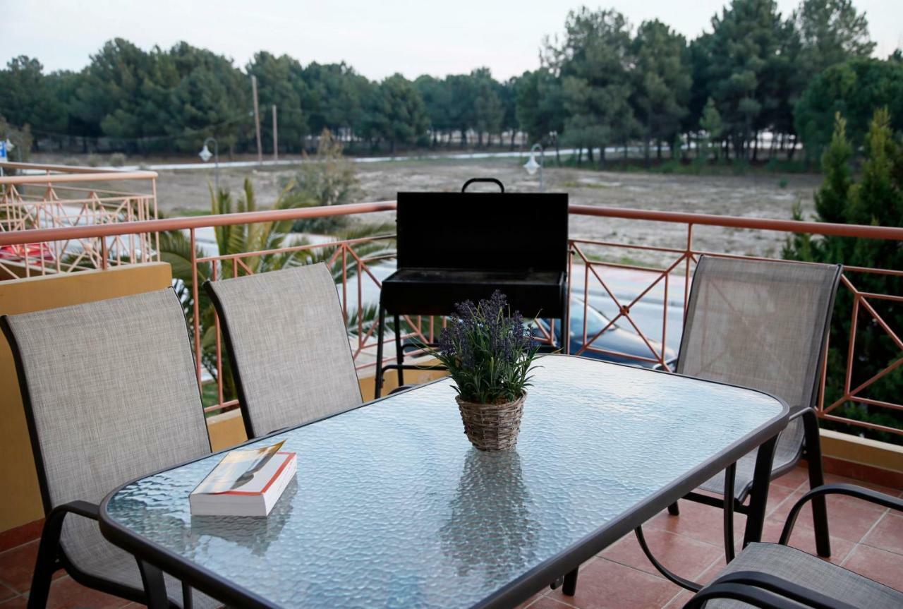 Sunrise Apartments เกราโมตี ภายนอก รูปภาพ