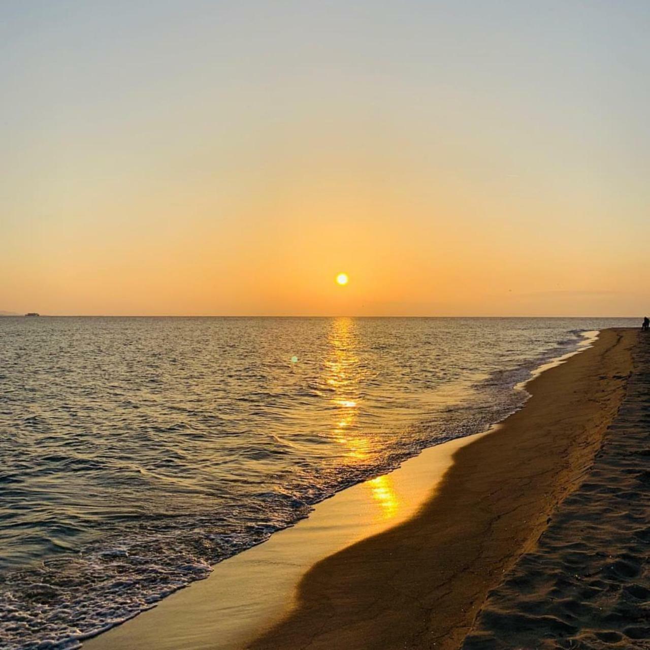 Sunrise Apartments เกราโมตี ภายนอก รูปภาพ