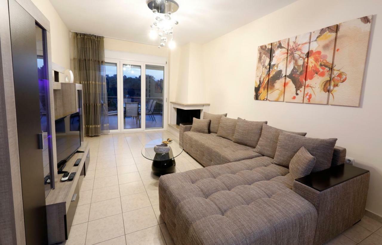 Sunrise Apartments เกราโมตี ภายนอก รูปภาพ