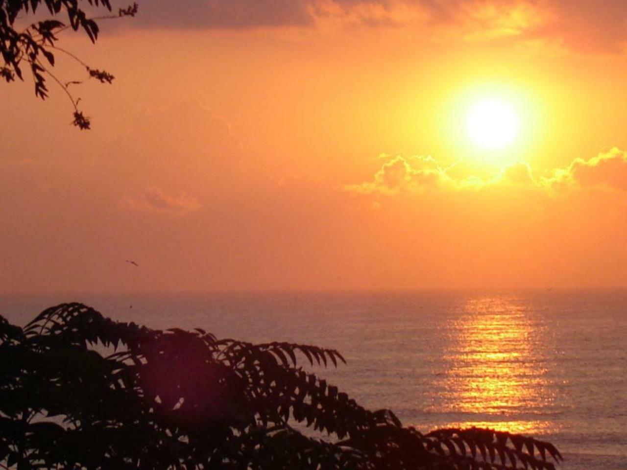 Sunrise Apartments เกราโมตี ภายนอก รูปภาพ